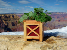 Load image into Gallery viewer, Redwood Farmhouse Planter