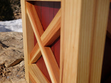 Load image into Gallery viewer, Redwood Planter close up